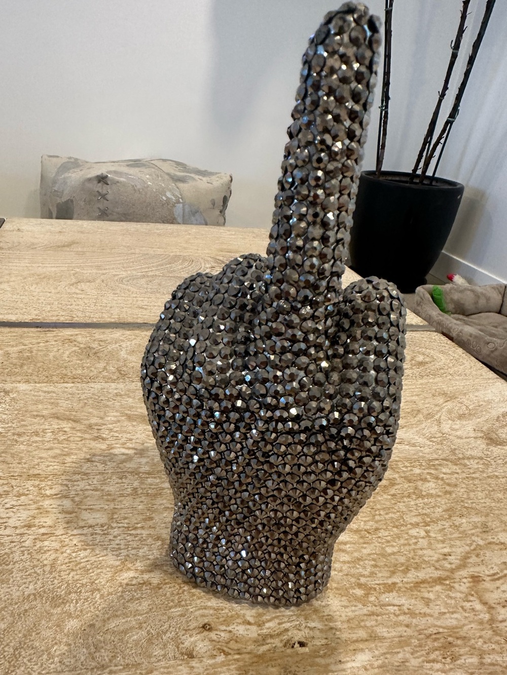 Graphite Rhinestone Middle Finger Tabletop - Picture 4 of 5